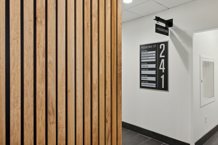 More Photos Of 241 Peachtree St NE, Atlanta Office For Lease
