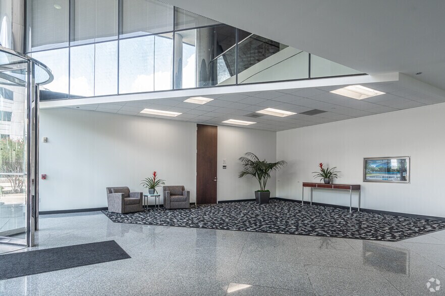 More Photos Of 16666 Northchase Dr, Houston Office For Lease