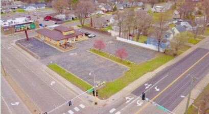More Photos Of 1001 Division St, Waite Park Restaurant For Sale