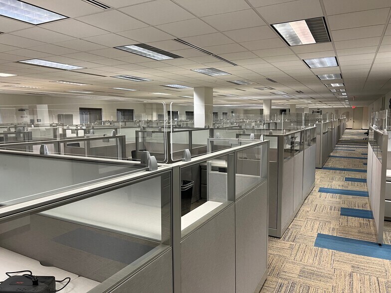 More Photos Of 3854 American Way Dr, Baton Rouge Office For Lease