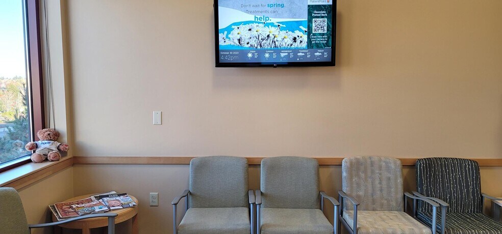 More Photos Of 929 SW Simpson Ave, Bend Medical For Lease