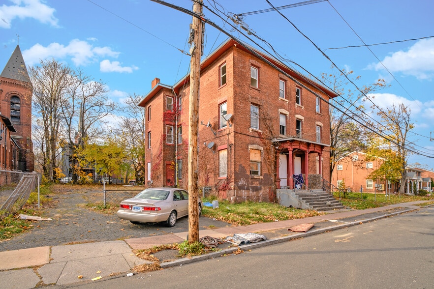 More Photos Of , Hartford Multifamily For Sale