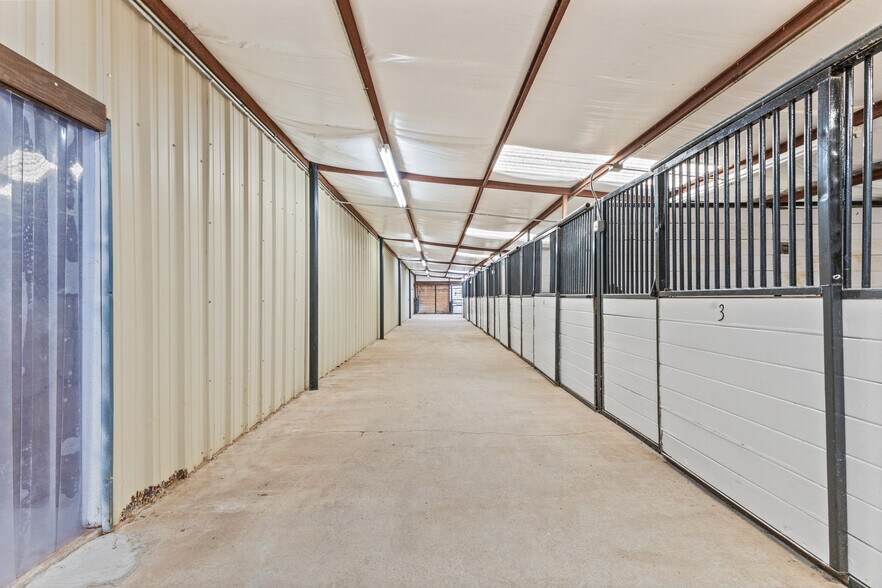 More Photos Of 20500 N 2810 Rd, Kingfisher Lodge Meeting Hall For Sale