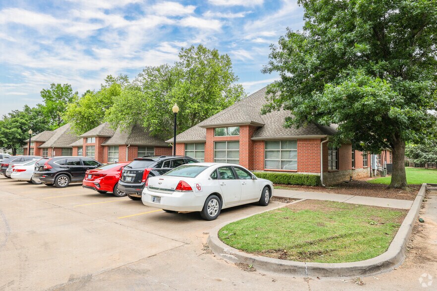 More Photos Of 3000 S Berry Rd, Norman Medical For Sale