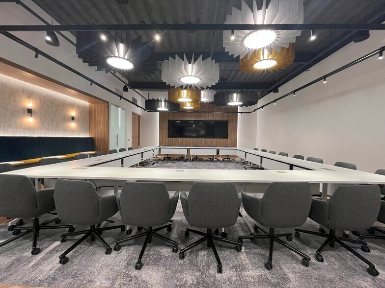 More Photos Of 58 S River Dr, Tempe Office For Lease