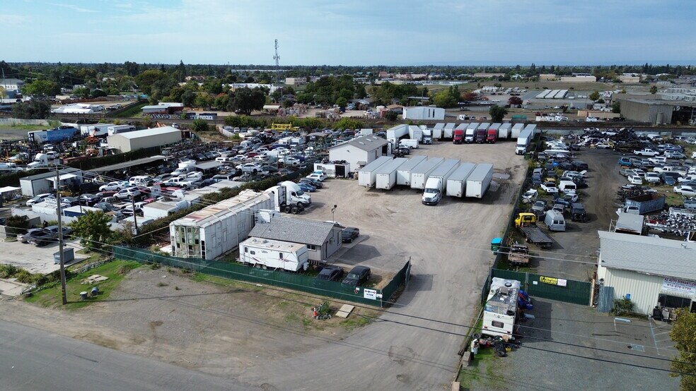 More Photos Of 7024 McComber St, Sacramento Warehouse For Sale