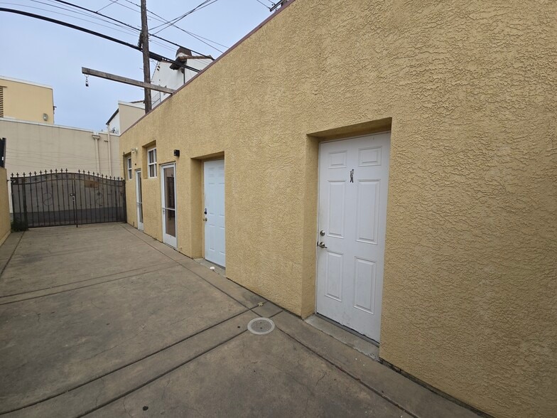 More Photos Of 7579-7581 Monterey St, Gilroy Storefront Retail Office For Sale