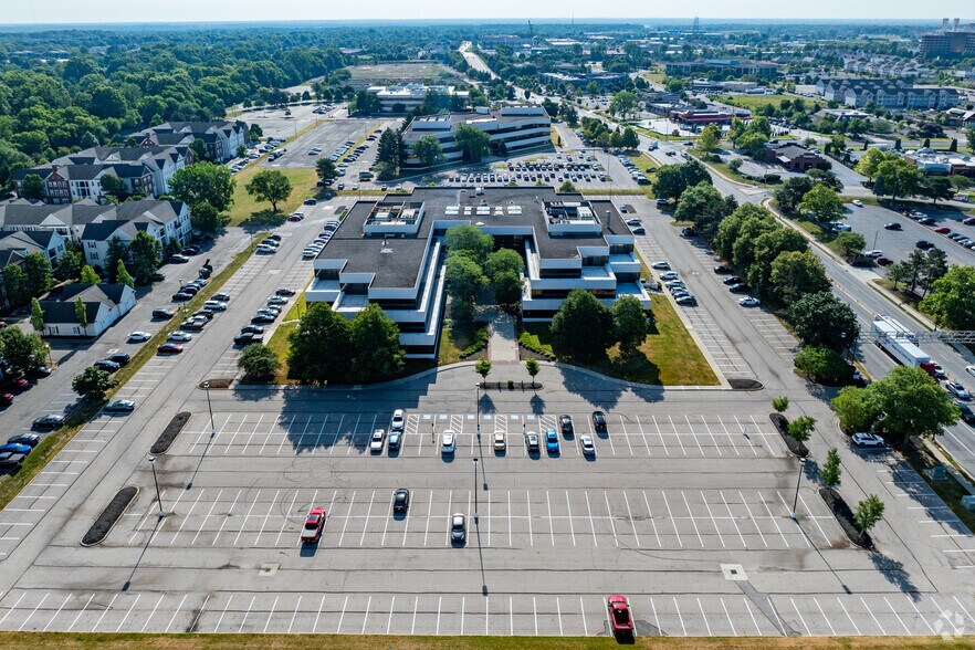 More Photos Of 100 E Campus View Blvd, Columbus Unknown For Lease