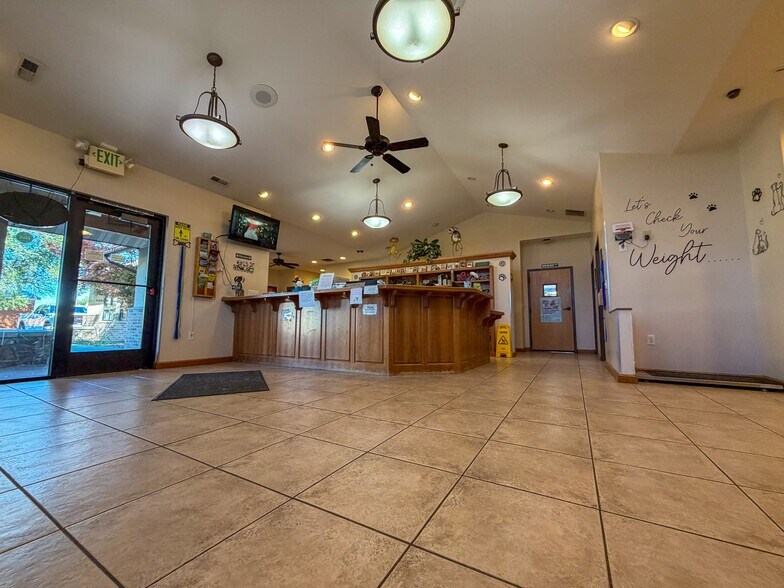 More Photos Of 5246 W 3500 S, West Valley City Office For Sale
