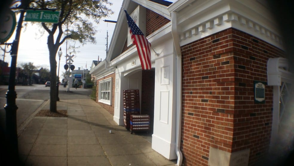 More Photos Of 515 Crescent Blvd, Glen Ellyn Freestanding For Lease