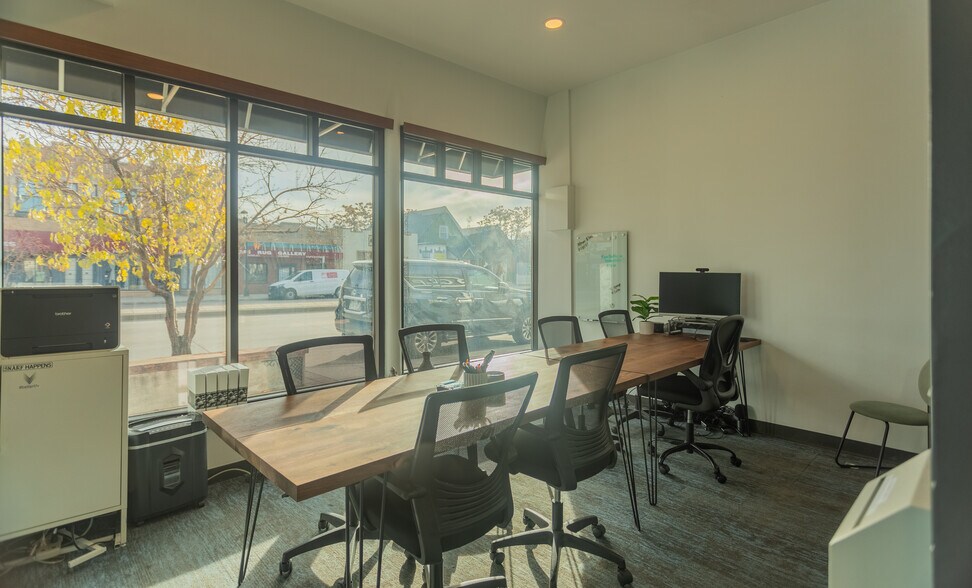 More Photos Of 1401 S Broadway, Denver General Retail For Sale