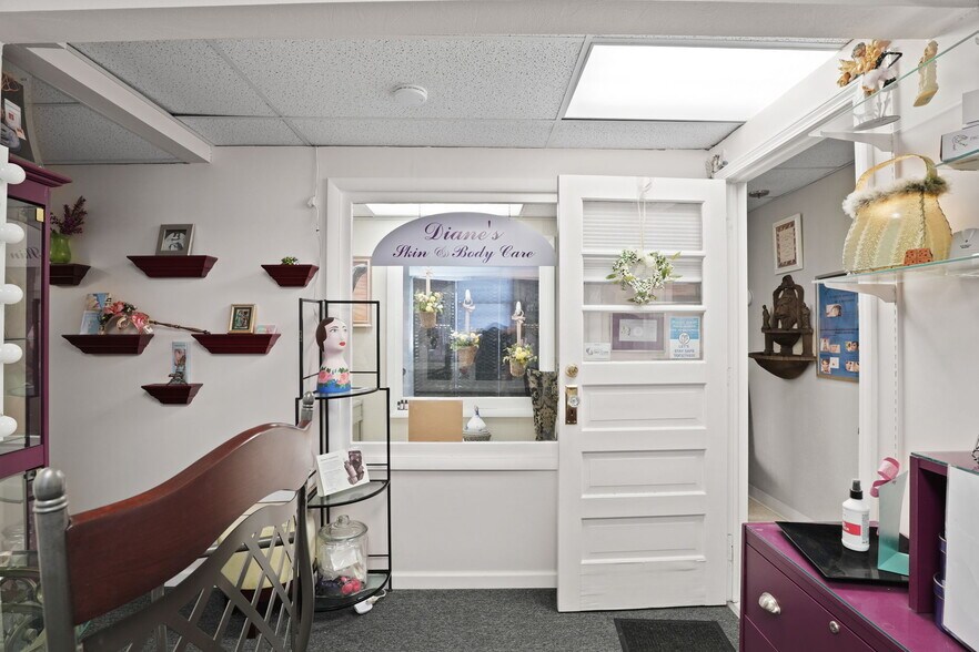 More Photos Of 171 Front St, Vestal Township Storefront Retail Residential For Sale