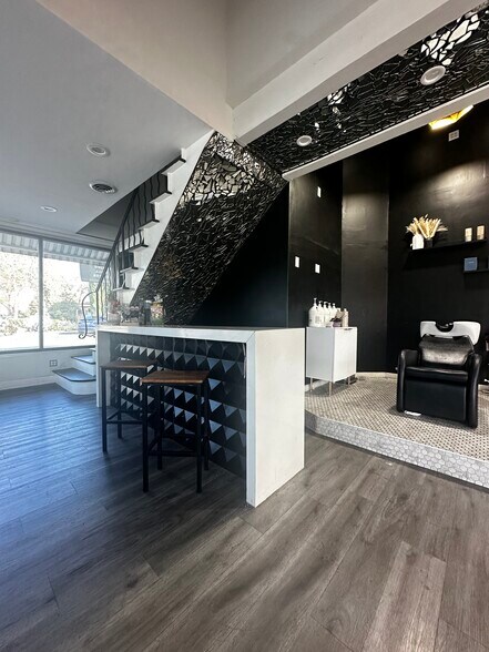 More Photos Of 1000 Lincoln Ave, San Jose Freestanding For Lease