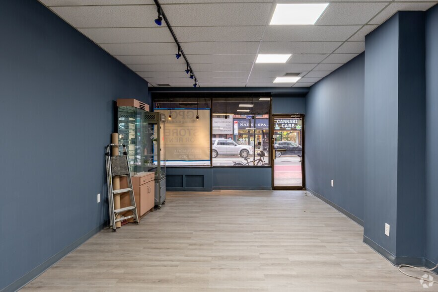 More Photos Of 1496-1498 1st Ave, New York Apartments For Lease