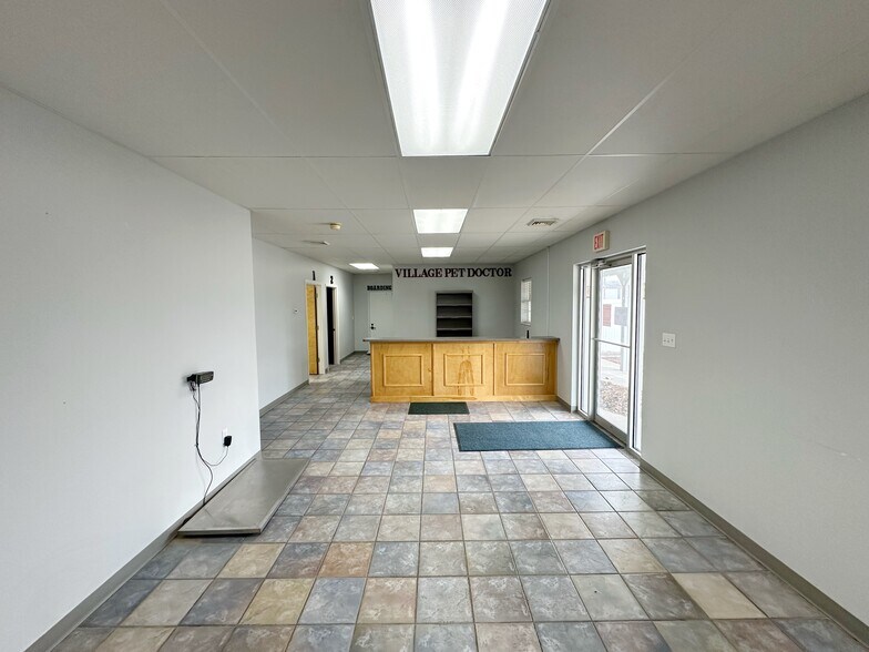More Photos Of 411 N Long St, Tolono Medical For Sale