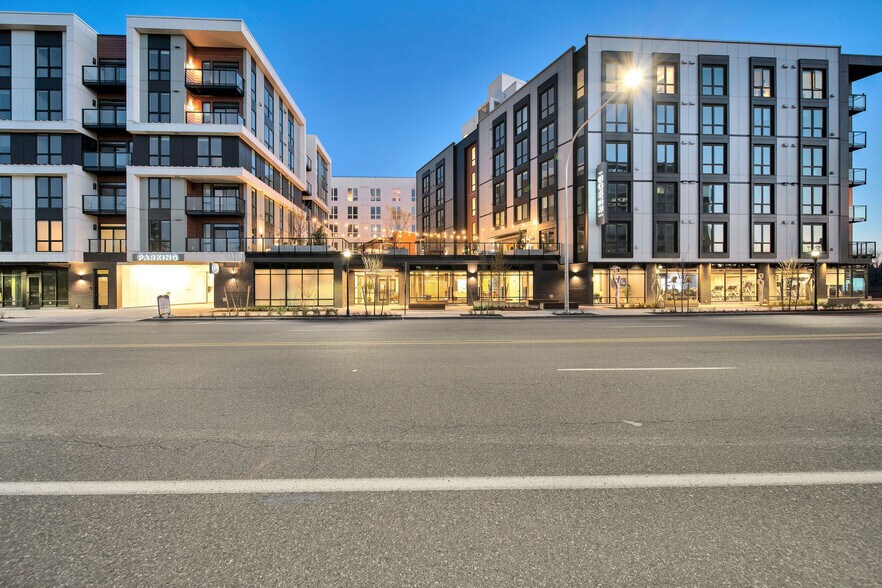 More Photos Of 11811-11821 NE 128th St, Kirkland Multifamily For Sale