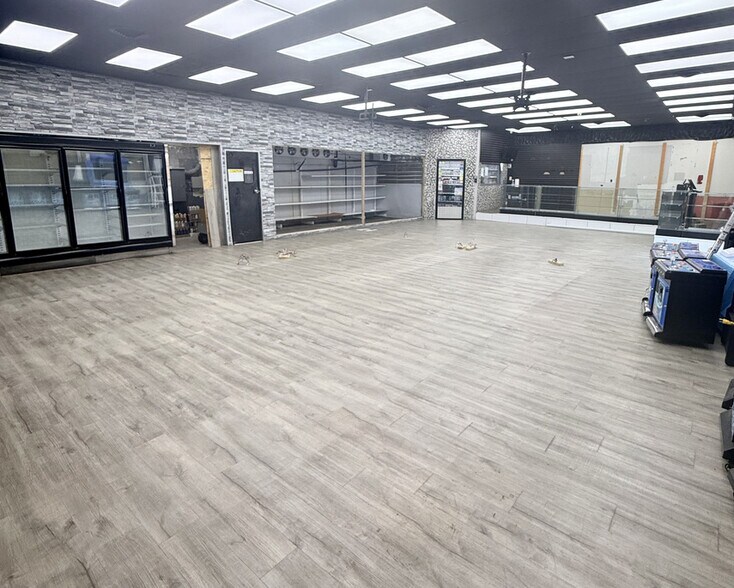 Primary Photo Of 5091 Forest Hill Ave, Richmond General Retail For Lease