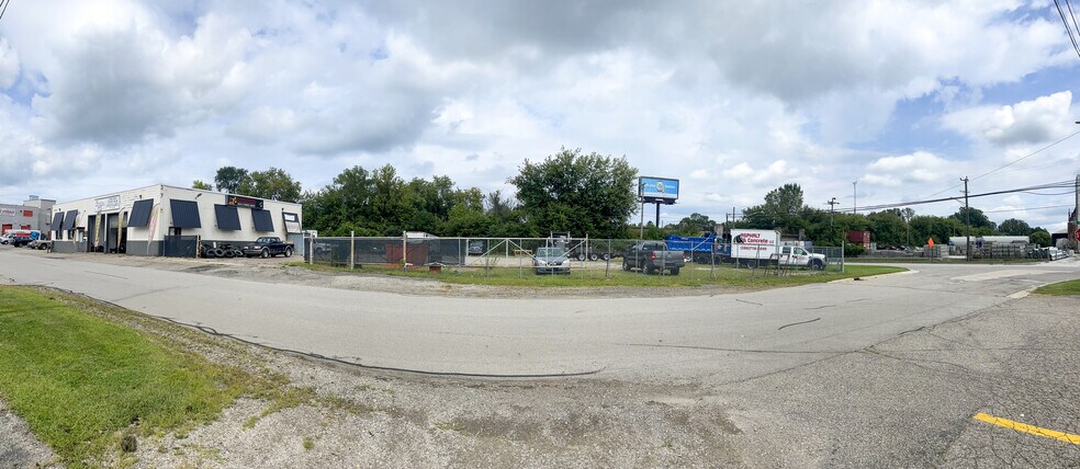 More Photos Of 375 E 2nd St, Imlay City Warehouse For Lease