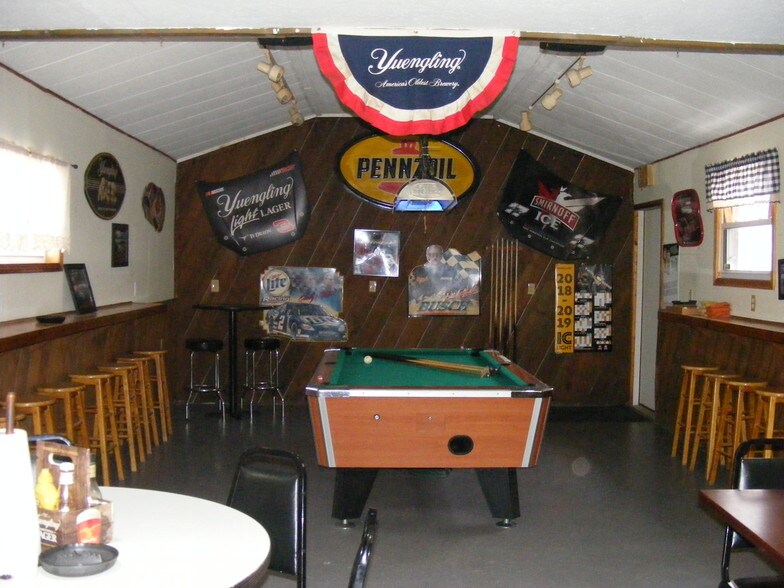 More Photos Of 25168 State St, Meadville Restaurant For Sale