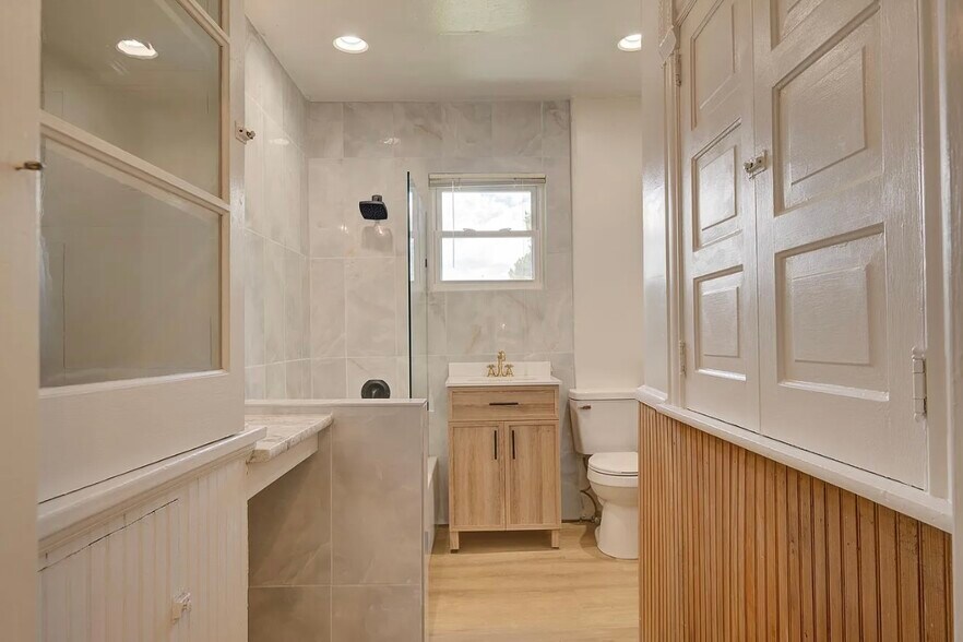 More Photos Of 930 N El Paso St, Colorado Springs Multifamily For Sale
