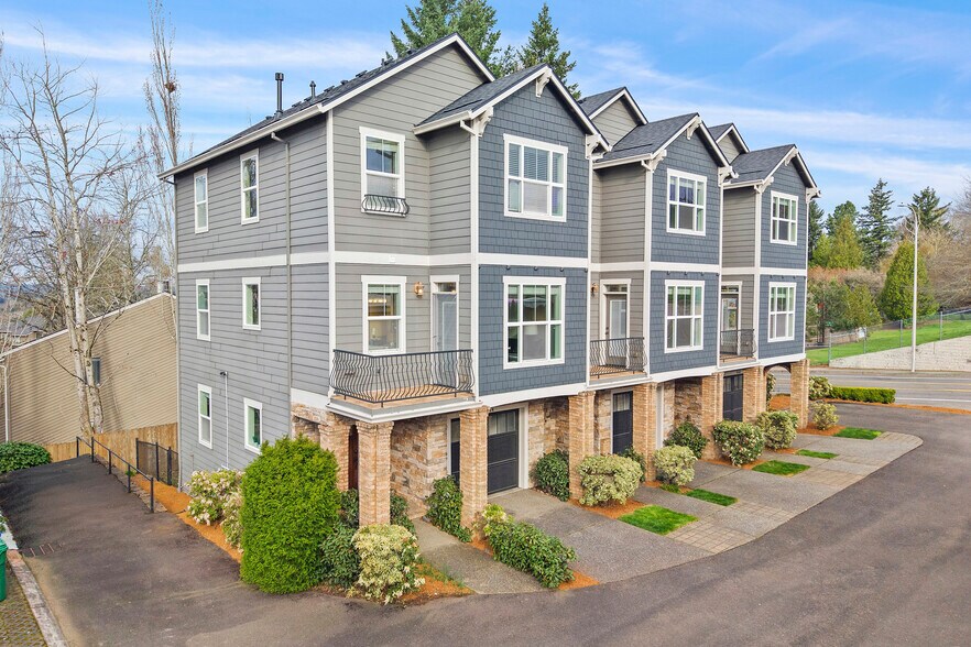 More Photos Of 9414 SE Causey Ave, Happy Valley Apartments For Sale