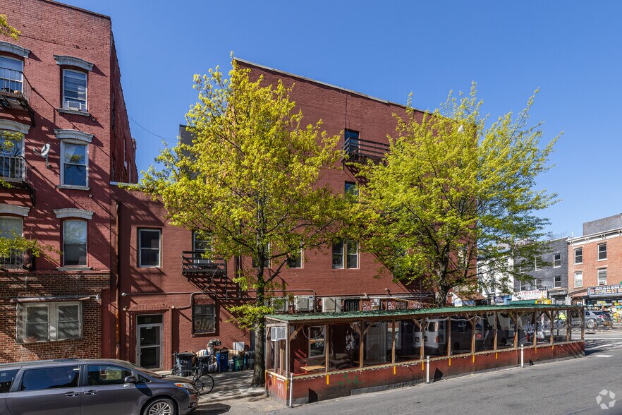 More Photos Of 159 Graham Ave, Brooklyn Apartments For Sale