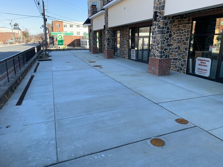 More Photos Of 139-169 S Main St, Newark Storefront Retail Residential For Lease