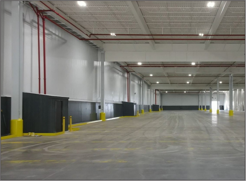 More Photos Of 1850 Route 57, Fulton Distribution For Lease