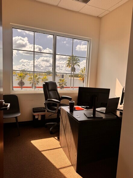 More Photos Of 1655 N Commerce Pky, Weston Office For Lease