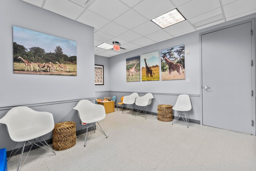 More Photos Of 745 Boston Post Rd, Darien Apartments For Sale