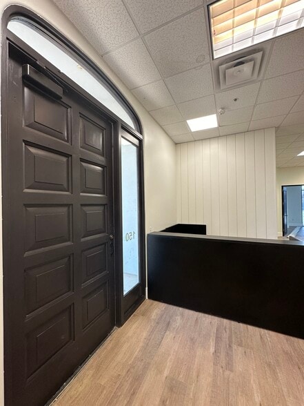 More Photos Of 15003 W Bell Rd, Surprise Medical For Lease