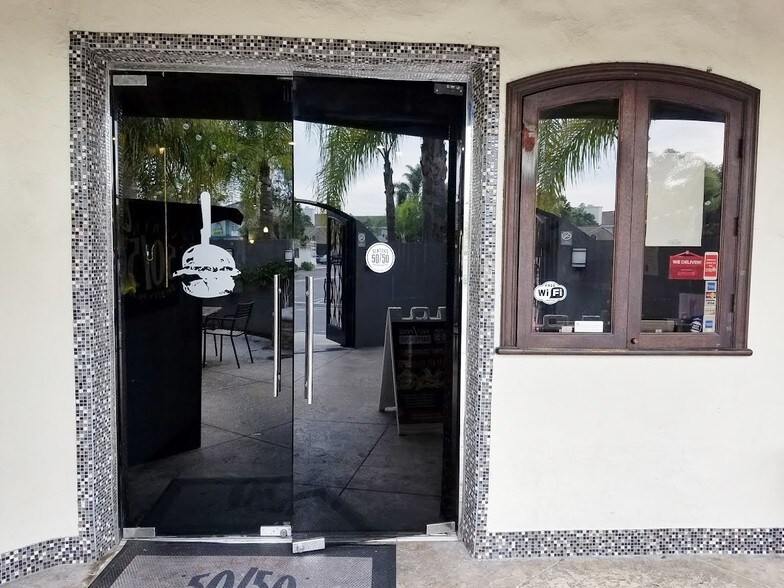 More Photos Of 8082 Adams Ave, Huntington Beach Restaurant For Lease