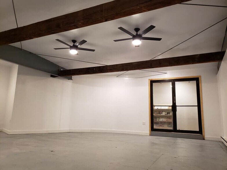 More Photos Of 23 Boston St, Boston Warehouse For Lease