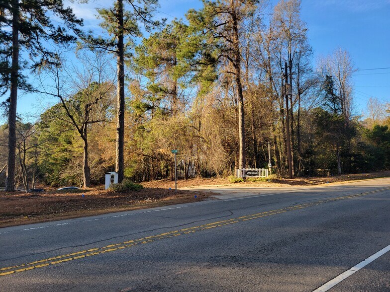 More Photos Of 1110 Hawkins Ave, Sanford Light Manufacturing For Sale