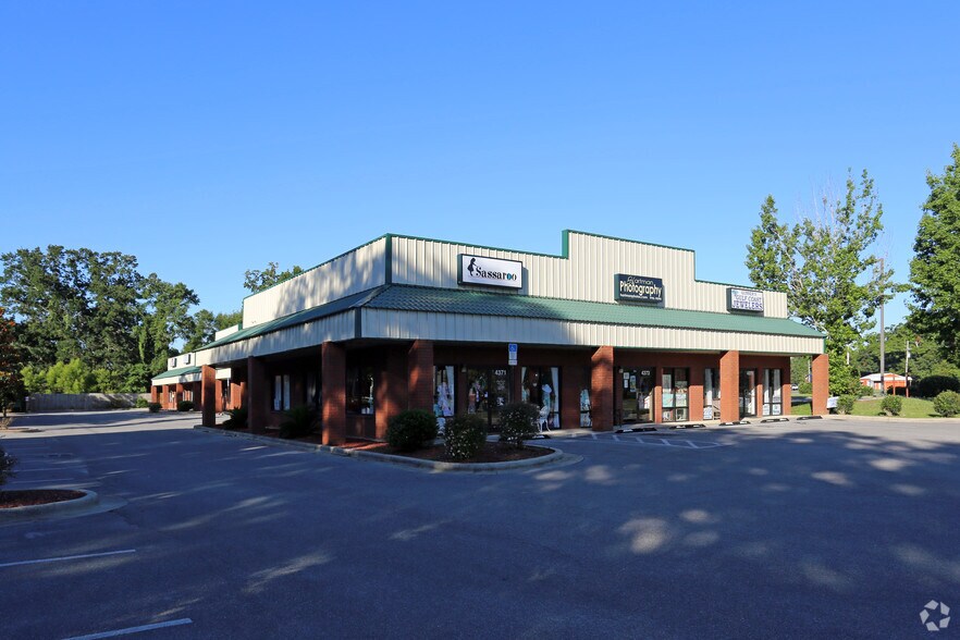 More Photos Of 4371 Us-90, Milton Unknown For Lease