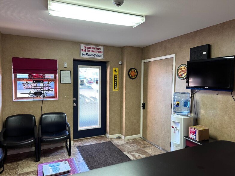 More Photos Of 51 W Sylvania Ave, Neptune City Auto Dealership For Lease