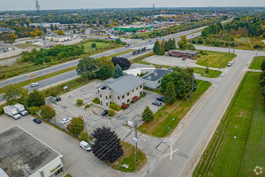 More Photos Of 21 Lewis Rd, Guelph Office For Lease