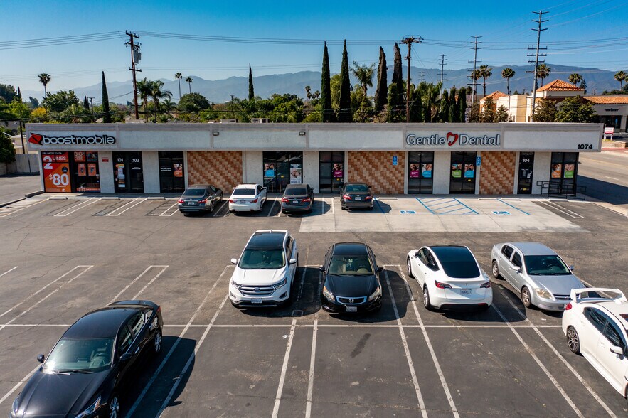 More Photos Of 1074 W 6th St, Corona Storefront For Lease