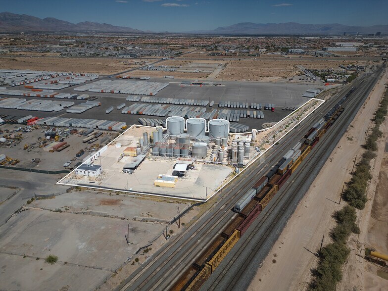 More Photos Of 6400 W Richmar Ave, Las Vegas Distribution For Sale