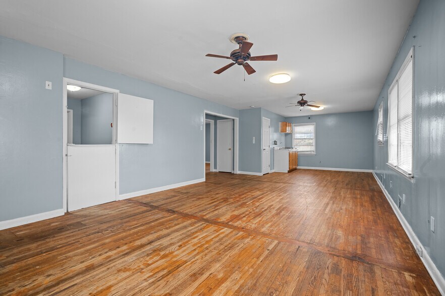 More Photos Of 957 Astor Ave, Forest Park Daycare Center For Sale