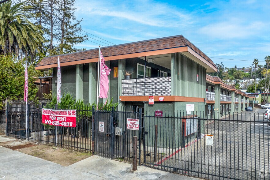 More Photos Of 6638-6646 MacArthur Blvd, Oakland Apartments For Sale