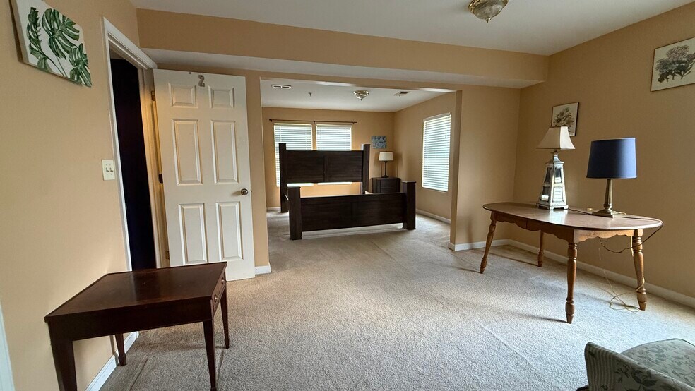 More Photos Of 5212 Astor Pl SE, Washington Assisted Living For Lease
