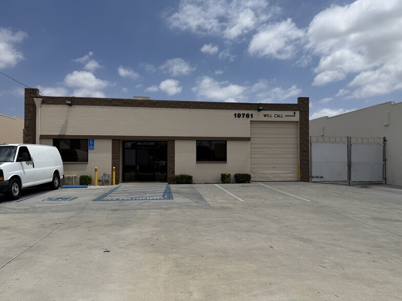 Primary Photo Of 19761 Bahama St, Northridge Warehouse For Lease
