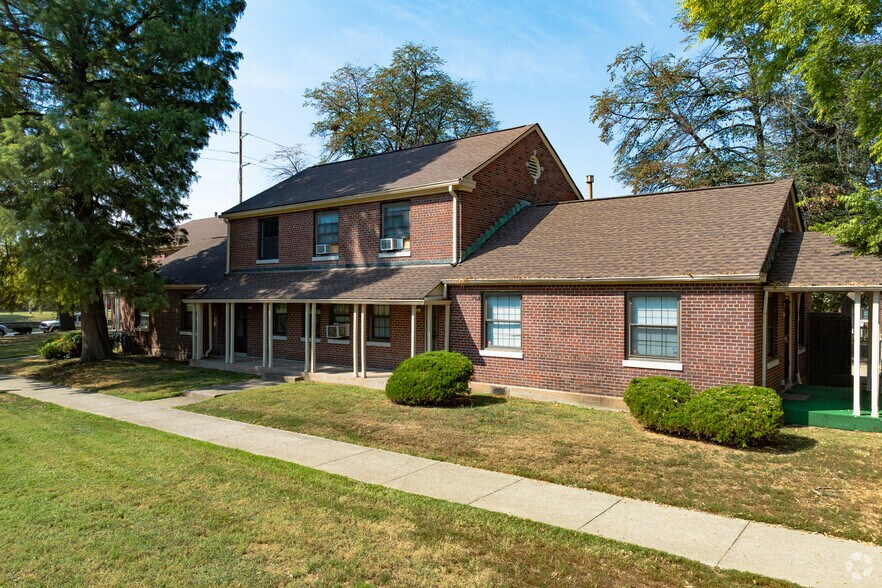 More Photos Of 4 College Ct, Louisville Multifamily For Sale