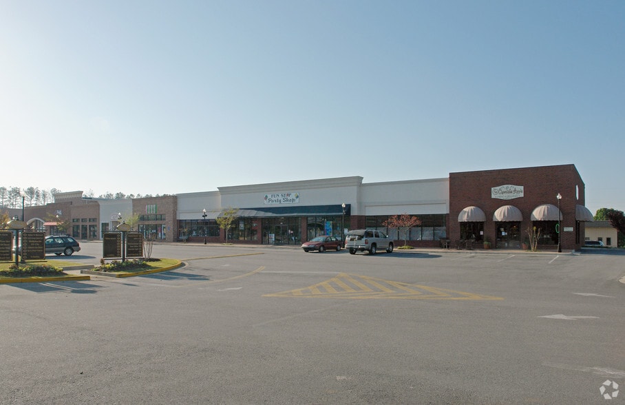More Photos Of 650 Henderson Dr, Cartersville General Retail For Lease