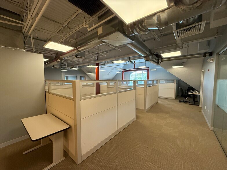 More Photos Of 1075 Westford St, Lowell Office For Lease