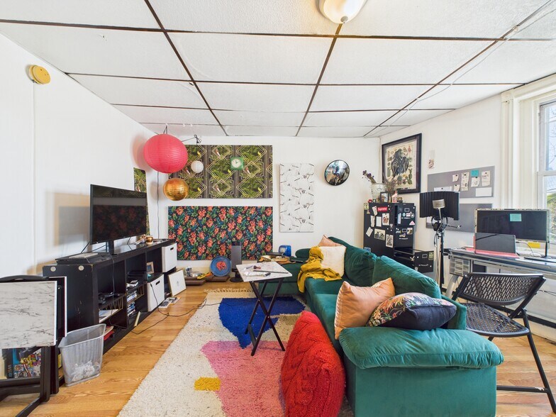 More Photos Of 4712-4714 Woodland Ave, Philadelphia Apartments For Sale