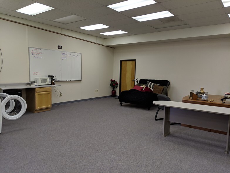 More Photos Of 5475 Peoria St, Denver Light Manufacturing For Sale