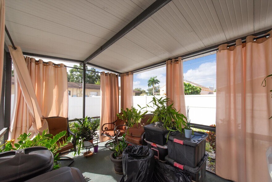 More Photos Of 3394 74th Ave N, Saint Petersburg Apartments For Sale