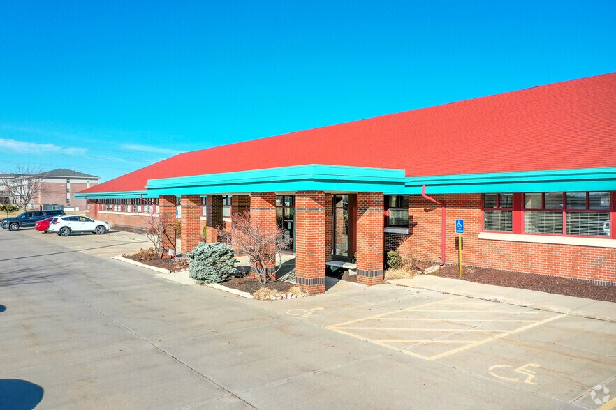 Primary Photo Of 7800 S 15th St, Lincoln Office For Sale